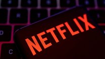 Netflix koupí AI firmu Bena Afflecka za miliardy, chce změnit filmovou produkci