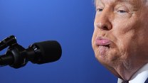 Pomstychtivý Trump ponížil republikánské špičky. Ve straně tiše bublá vzpoura