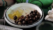 Ve španělském městě o víkendu snědli 14 tun šneků