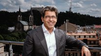 Česko je na cestě od cigaret k alternativám napřed, říká šéf tabákové firmy Remagni