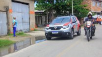 Brazilská třicátnice se vydávala za dvanáctiletou dívku. Oklamaný pár se o ni přes rok staral
