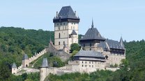 KVÍZ: Rozumíte řeči kastelánů, když mluví o architektuře hradů a zámků?