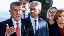 Je to past, snížit deficit za rok z 310 na 150 miliard nejde, zlobí se Babiš