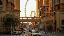 Obraz luxusního ráje se rozplynul. Dubaj zoufale rozdává peníze, aby přitáhla turisty