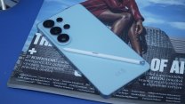 Mobilů se prodává méně, Samsung i Apple přesto urvali větší kus trhu