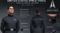 Hvězdná pěchota nebo inspirace u nacistů? Trump navrhnul uniformy pro vesmírné síly
