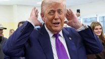 „Posedlý“ Trump přejmenovává, co se mu namane. Utahuje si z něj už i známý seriál