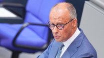 Usilujete o etnickou čistku. Merz se ostře pustil do AfD