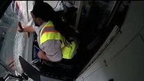 Řidič tramvaje v San Francisku za jízdy usnul a narazil do druhé. Kamery kolizi zaznamenaly