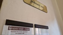 Školácká chyba vrací soudní spor Wollnera a Šlachty zpět na začátek