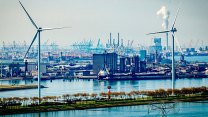 Nejvytíženější přístavy Evropy. Rotterdam má před ostatními obrovský náskok