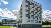Glosa: Dojde na Bauhaus?