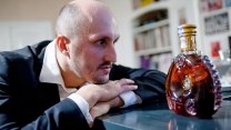 Po probdělé noci založil soutěž. Dnes do ní míří výrobci destilátů z celé Evropy