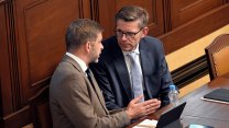 Byznysmeni rozdali opozičním stranám miliony na kampaň