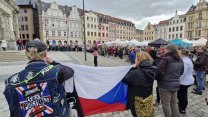 V Liberci a Českých Budějovicích proběhly protesty na podporu ČT a ČRo