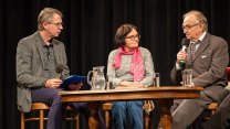 Syn kulaka: Otec měl v očích slzy, když mu poprvé vzešlo obilí na vráceném poli