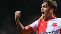 Slavia dostala další komický gól a znovu ztratila. Podstatnou roli hrál VAR