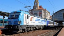 Změna času zdrží přes dvacet nočních vlaků a autobusů