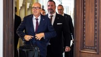 Lidé poslali na Korzo Národní třikrát víc než stát za čtyři roky