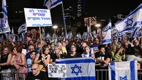Tři roky slibů a čekání. Tel Aviv bouří, opozice a kritici vlády zaplavili ulice