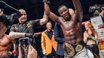 Drsná lekce králi Oktagonu. Keitu drsně v UFC sestřelil muž, jehož obdivoval