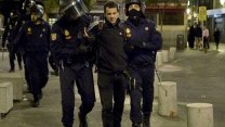 Nezletilí rabovali v Barceloně. Policie zadržela na 130 lidí